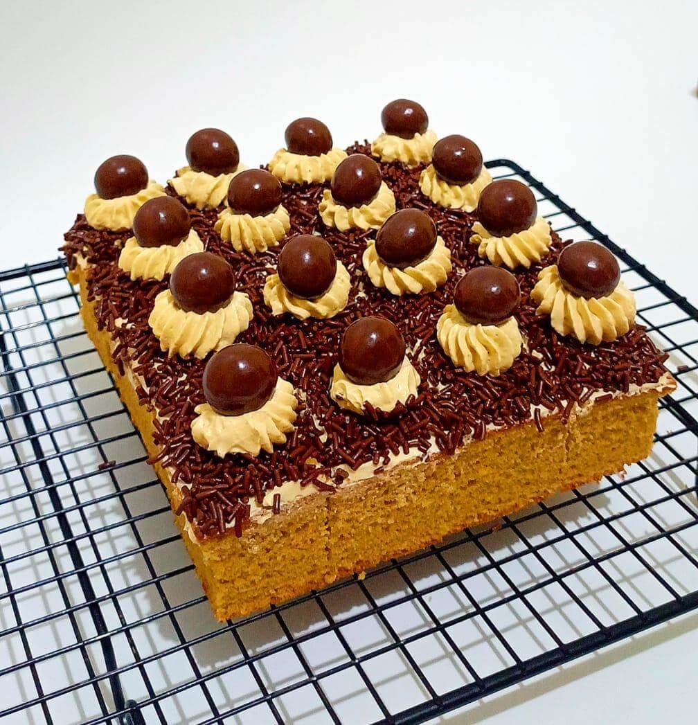 Bolu Jadul Mocca by Chef Gita